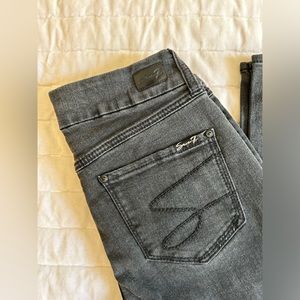 Seven Jeans Tummyless High Rise Skinny Jeans Size 4